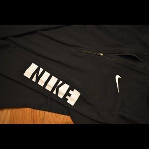 Nike Dry Fit Quarter ZIP